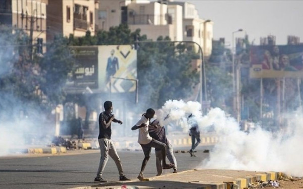 Χιλιάδες Σουδανοί ξανά στους δρόμους για να διώξουν τη χούντα (βίντεο)