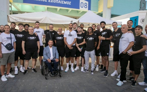 ΚΑΕ ΠΑΟΚ: Παρουσίασε τις νέες της φανέλες στη ΔΕΘ (φωτ.)