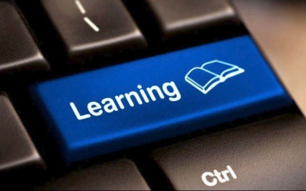 Τρίτη e-λικία: 1.433 «μαθητές» ηλικίας από 60 έως και 80 ετών σε Καβάλα και Φλώρινα εκπαιδεύονται ψηφιακά