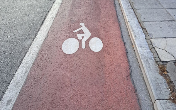 Λάρισα: Οκτώ μήνες φυλακή στον φορτηγατζή που παρέσυρε και σκότωσε ποδηλάτισσα