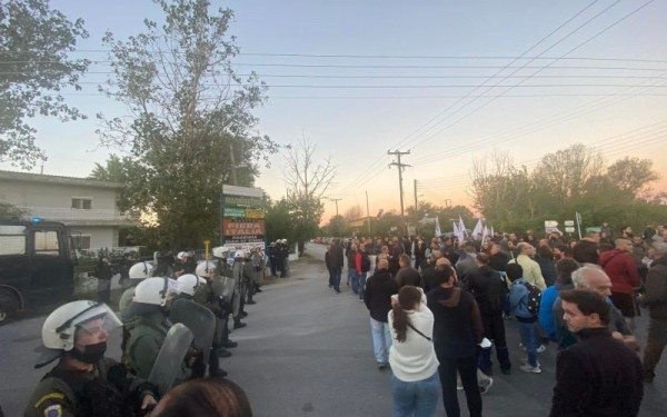 Θεσσαλονίκη: Το ΕΚΘ για τη νίκη των απεργών της Μαλαματίνας - «Θα ζητήσει συγνώμη ο κ. Γεωργιάδης;»