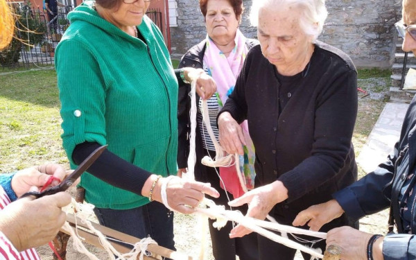 Η τέχνη του θρυλικού αργαλειού διδάσκεται στη Χαλκιδική (βίντεο & φωτ.)