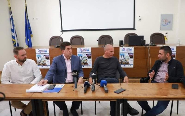Στην Καβάλα κλιμάκιο του ΜέΡΑ 25 με επικεφαλής τον Γ. Βαρουφάκη - Τι συζήτησε με τους εμπόρους