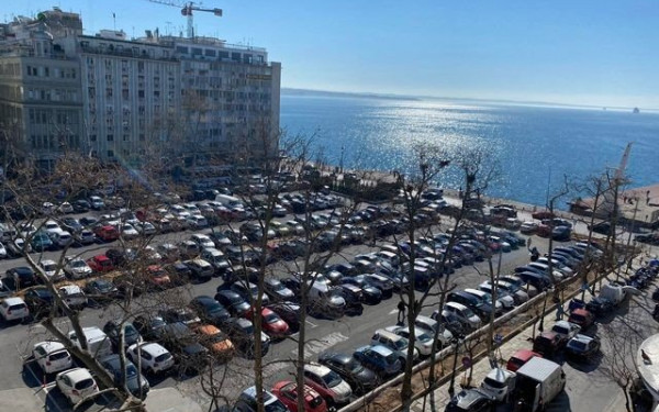 Θεσσαλονίκη: Στις ράγες το Μουσείο Ολοκαυτώματος, στον πάγο η πλατεία Ελευθερίας. Του Νίκου Ηλιάδη