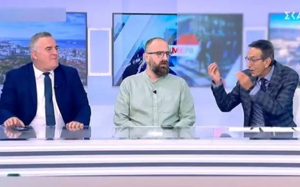 «Ροντέο» το στούντιο του ΣΚΑΪ σε ζωντανή μετάδοση (βίντεο)