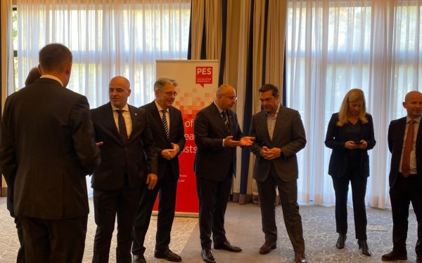 Αλ. Τσίπρας: Ευρωομόλογο για την ενεργειακή κρίση - Yπνοβάτης η ΕΕ στο Ουκρανικό