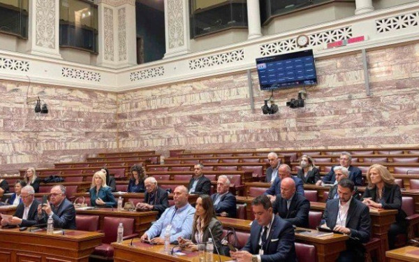 Στη Βουλή οι προσφυγικοί σύλλογοι του Ωραιοκάστρου