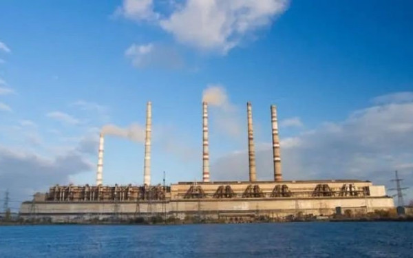 Χτυπήθηκε θερμοηλεκτρικός σταθμός στο Μπουρστούν της Ουκρανίας