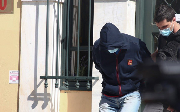 Κολωνός: «Βόμβα» Λύτρα για εμπλοκή δύο αστυνομικών στην υπόθεση βιασμού της 12χρονης