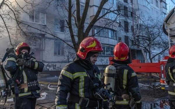 Πόλεμος στην Ουκρανία: Νέοι βομβαρδισμοί στην περιφέρεια του Κιέβου - «Χτύπησαν υποδομές κρίσιμης σημασίας»