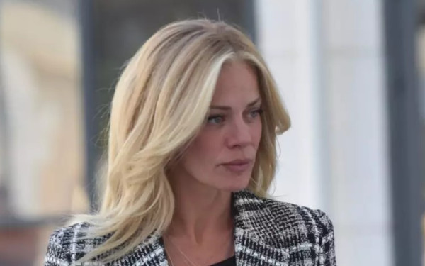 Δίκη Φιλιππίδη: Η κατάθεση της Ζέτας Μακρυπούλια και η αντίδρασή της μπροστά στις κάμερες (βίντεο)