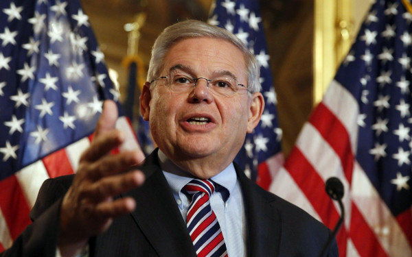 F16 στην Τουρκία: Ο γερουσιαστής Μενέντεζ επιμένει ότι «θα εμποδίσει» την πώληση