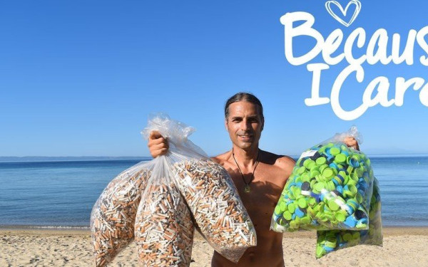 Νικήτη Χαλκιδικής: Καθάρισε την παραλία από 15.909 γόπες και 2.332 πλαστικά καπάκια