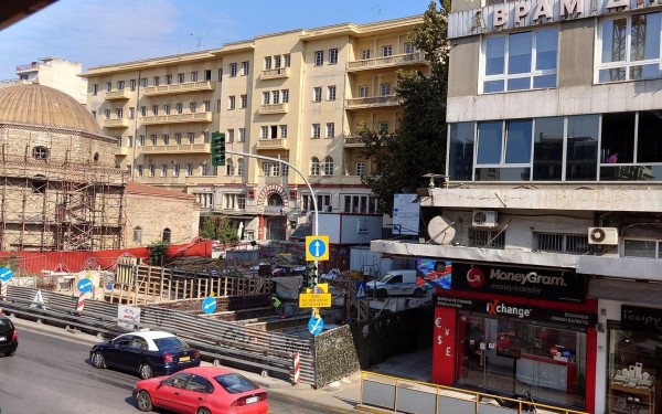 Μετρό Θεσσαλονίκης: Ανοίγει η Βενιζέλου πάνω από την Εγνατία, πολύωρη σύσκεψη για τις αρχαιότητες, πότε επιστρέφουν