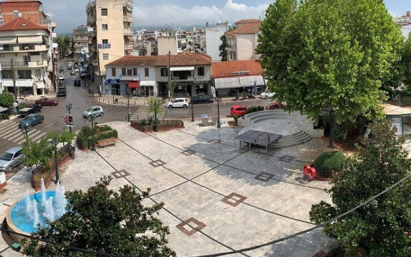 Mεταμορφώνεται ο Λαγκαδάς: Νέα πεζοδρόμια, ποδηλατόδρομοι και πρόσβαση για τα άτομα με αναπηρίες