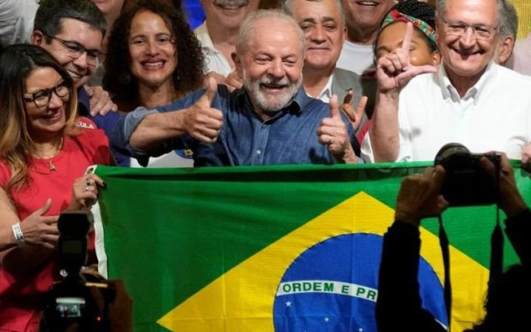 Βραζιλία: Οι ξένοι ηγέτες χαιρετίζουν τη νίκη του Λούλα στις προεδρικές εκλογές