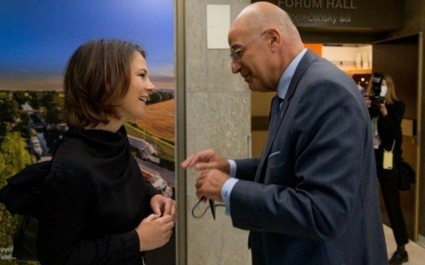 Γερμανία: Οι εξελίξεις στην Αν. Μεσόγειο βασικό θέμα στη συνάντηση του Δένδια - Μπέρμποκ