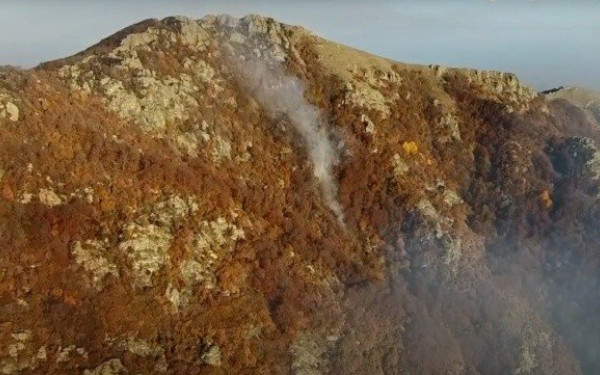 Κομοτηνή: Η φωτιά του Παπικίου Όρους από ψηλά - Δείτε βίντεο και φωτογραφίες