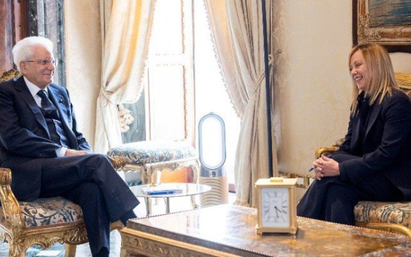 Η Μελόνι παρουσίασε την λίστα υπουργών στον Ιταλό πρόεδρο Ματαρέλα