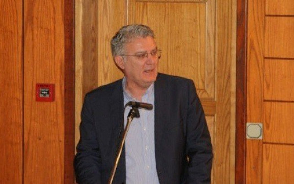 Τα σενάρια περί αλλαγής ηγεσίας στην Αποκεντρωμένη - Τι συμβαίνει, ποια ονόματα ακούγονται. Γράφει ο Σαλονικιός