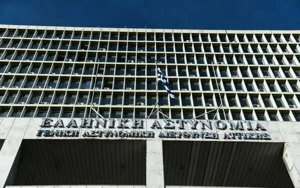 Κολωνός: Στη ΓΑΔΑ αυτοβούλως τρία άτομα που φέρεται να συνομίλησαν με τη 12χρονη