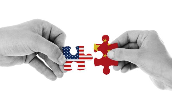 Η Κίνα δηλώνει διατεθειμένη να συνεργαστεί με τις ΗΠΑ