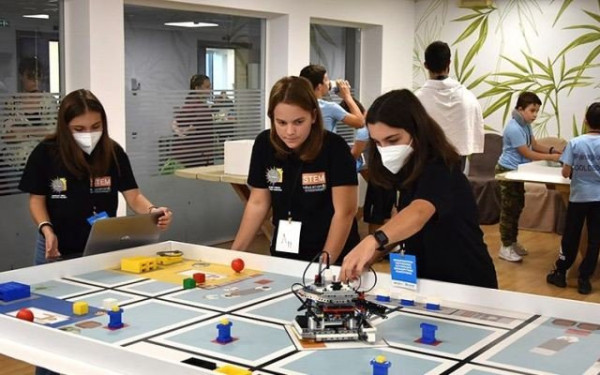 H Ελλάδα με οκτώ ομάδες στην Παγκόσμια Ολυμπιάδα Ρομποτικής 2022 στο Ντόρτμουντ