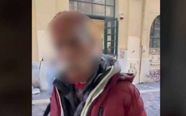 Γνωστός TikToker συνελήφθη στην Αθήνα - Θώπευσε δύο ανήλικες (βίντεο)