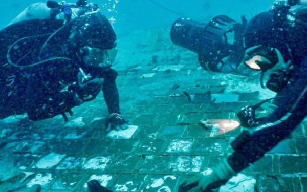 Κομμάτι του Challenger της NASA βρέθηκε τυχαία στο βυθό του Ατλαντικού (βίντεο)