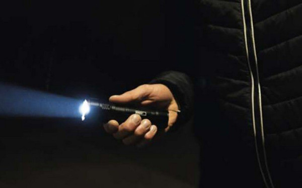 Πεύκα Θεσσαλονίκης: Έσβησαν τα φώτα για οικονομία - Με... φακούς έφυγαν από το γήπεδο οι ποδοσφαιριστές (βίντεο)