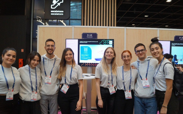 iGEM Thessaloniki: Έχασαν μαθήματα, κέρδισαν διακρίσεις και εμπειρία