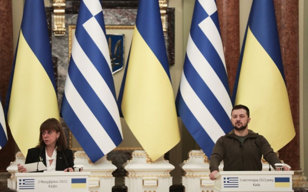 Ζελένσκι: Η απελευθέρωση της γης μας από τους Ρώσους θα προσφέρει ασφάλεια και στις περιοχές της ελληνικής κοινότητας