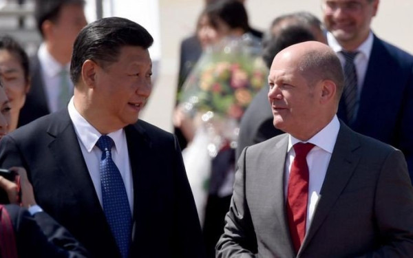 Συνάντηση Σολτς - Τζινπίνγκ στο Πεκίνο: Πρόθεση για ενίσχυση της συνεργασίας τους