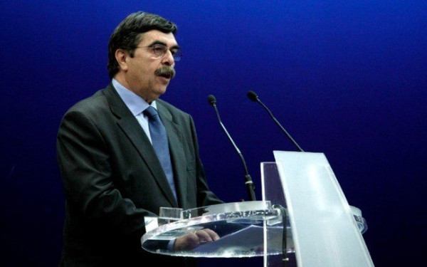 Σε κλίμα συγκίνησης ο ύστατος αποχαιρετισμός στον Αντώνη Σκυλλάκο