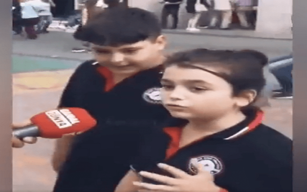 Τουρκία: Μαθητές «δίκασαν» τον Ερντογάν - Τα σχολικά τοστ και η επίσκεψη της αστυνομίας αν πεις... Πρόεδρος (βίντεο)