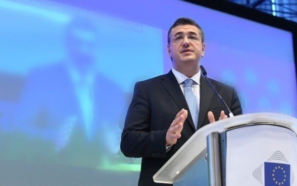 «Σπάει ταμεία» η περιπέτεια Τζιτζικώστα στη Σμύρνη - Με remake του Εξπρές του Μεσονυχτίου, την παρομοίασε αμερικανός παραγωγός!