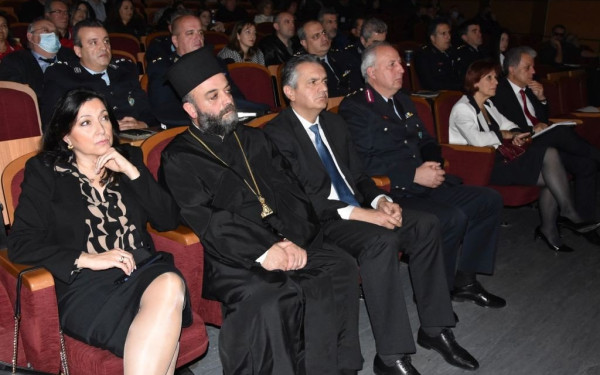 «επικοινωνίΑ με Αλληλοσεβασμό»: Τα μηνύματα στο κοινό της Κοζάνης για τα προβλήματα που αντιμετωπίζουν τα ΑμεΑ (φωτ.)