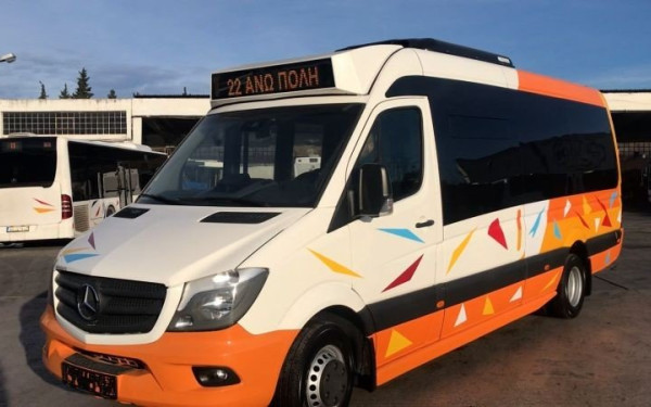 Τέσσερα μίνι λεωφορεία του ΟΑΣΘ βγαίνουν στους δρόμους της Άνω Πόλης (βίντεο)