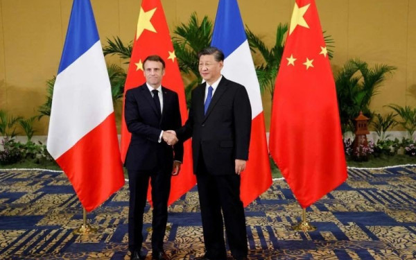 Πόλεμος στην Ουκρανία: Να παρέμβει στον Πούτιν ζήτησε ο Μακρόν από τον Σι Τζινπίνγκ