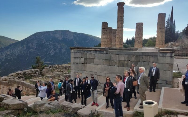 Το Υπουργείο Πολιτισμού θωρακίζει τον αρχαιολογικό χώρο των Δελφών από κεραυνικά πλήγματα