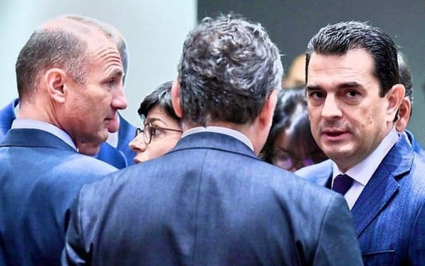 Ρεαλιστικό πλαφόν και άμεσα στο φυσικό αέριο ζήτησε ο Κ. Σκρέκας (βίντεο)