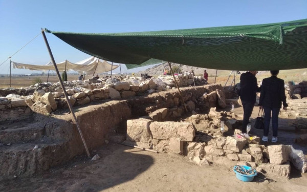 Απίθανες ανακαλύψεις στις ανασκαφές στην αρχαία Πέλιννα στα Τρίκαλα - Στο φως οχύρωση μνημειακών διαστάσεων (βίντεο & φωτ.)