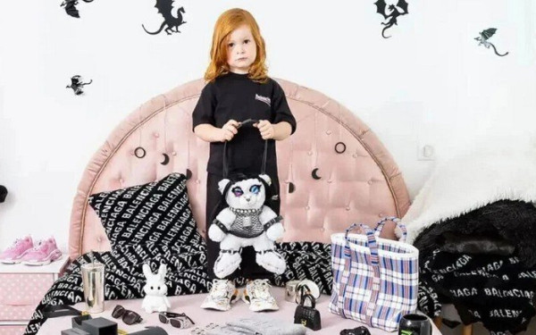 Από την Κοκό Σανέλ στα αρκουδάκια της οργής της Balenciaga: Τα σκάνδαλα που συγκλόνισαν τη μόδα (βίντεο, φωτ.)