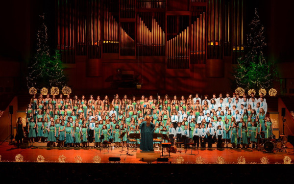 Η θρυλική «Λιλιπούπολη» πάει... Μέγαρο
