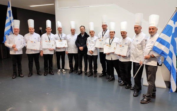 Χάλκινο μετάλλιο για την ελληνική ομάδα στο Παγκόσμιο Κύπελλο Επαγγελματιών Μαγειρικής 