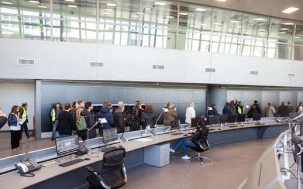 Μετρό Θεσσαλονίκης - Καραμανλής: Απαντάμε με έργα, στα εγκαίνια με μουσαμάδες (Εντυπωσιακές φωτό από Παπάφη και Πυλαία)