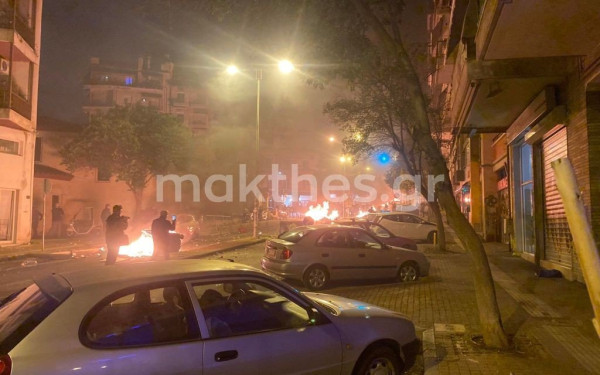 Ανακοίνωσε 16 προσαγωγές και 2 τραυματίες η αστυνομία μετά τα επεισόδια στη Θεσσαλονίκη