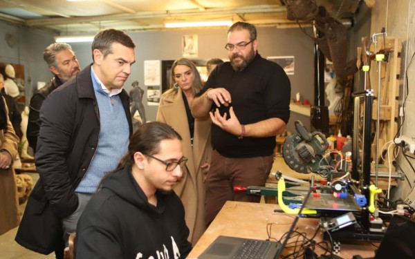 Στο δημόσιο εργοστάσιο τηλεθέρμανσης στο Αμύνταιο ο Α. Τσίπρας (φωτ.)