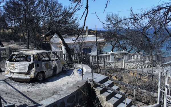 Μάτι: Η πυροσβεστική δεν μερίμνησε για συνεχή εναέρια επιτήρηση της φωτιάς