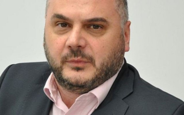 Βρυξέλλες- Έλληνας δήμαρχος του Ιξέλ: Το QatarGate δεν συζητείται σαν να είναι ελληνικό πρόβλημα αλλά σαν θέμα διαφθοράς (βίντεο)